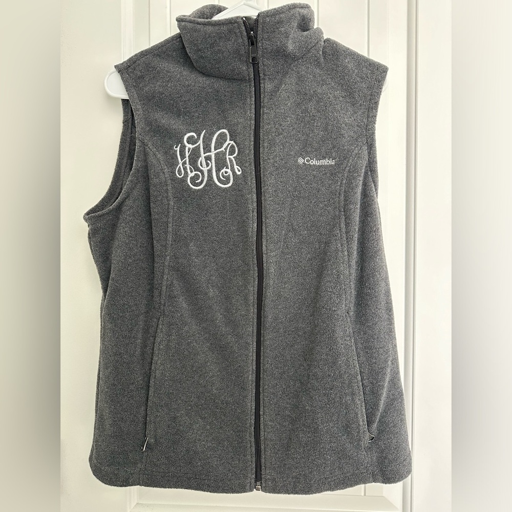 Women’s Large monogram hHr Columbia vest